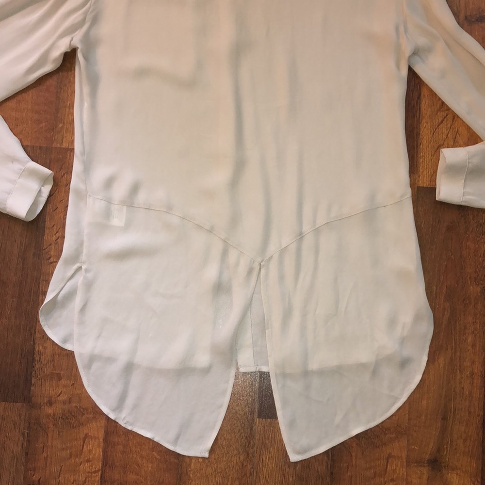 ‼️Silk Button Down Blouse Top - Picture 2 of 10